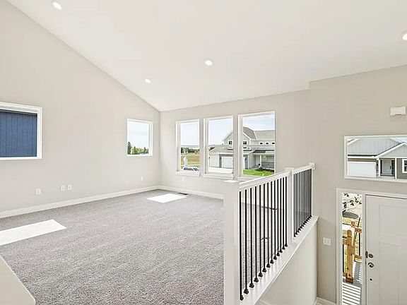 5th image of 3545 SE Corbin Dr