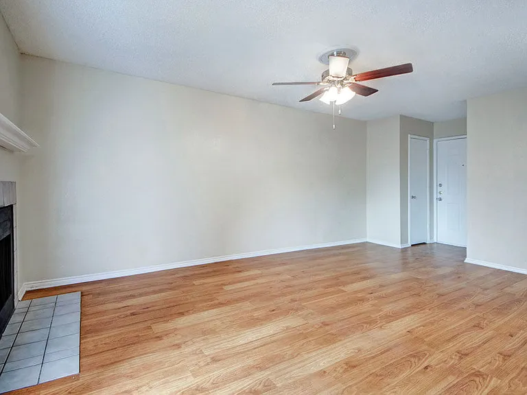 Quail Crossing Apartments — Photo 22