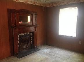 2nd image of 2779 Pinehurst St