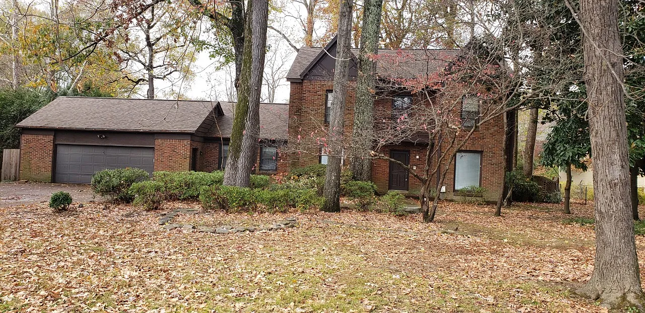 5 bed, 4151 sqft, $2,750 — Photo 1