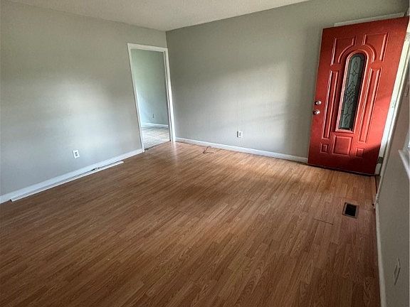 3rd image of 6618 Julliard Dr