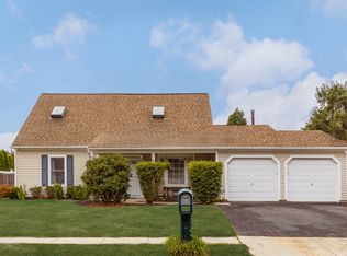 88 Appletree Rd, Howell, NJ 07731