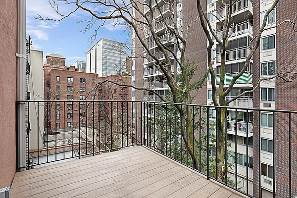 Rented by Compass | media 6