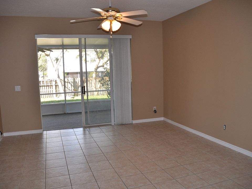 1st image of 4017 Shawn Cir