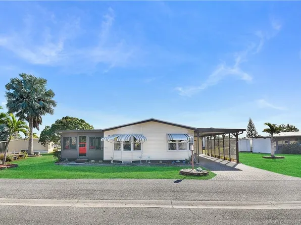 471 Ann Marie Cir, Port Saint Lucie, FL 34952