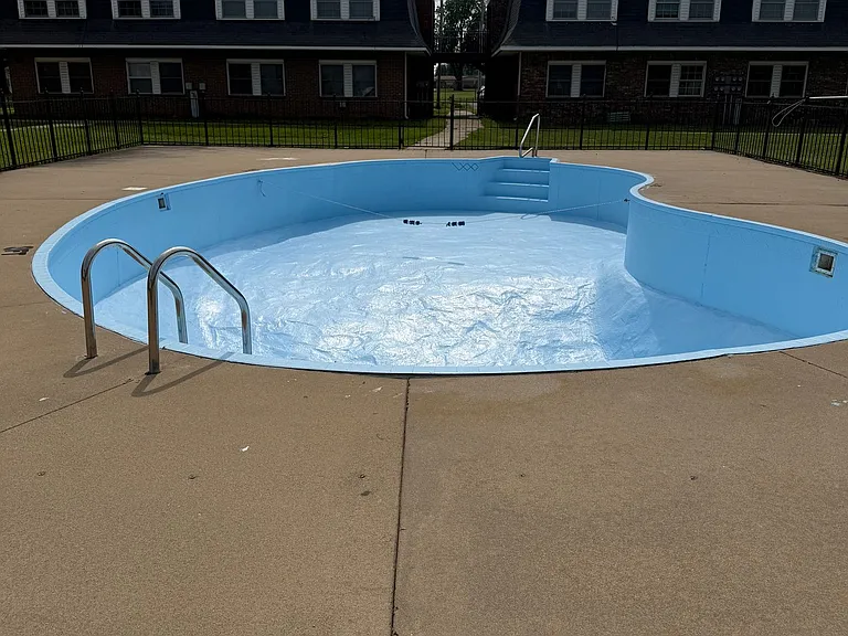 600 Pine St #F3 — Photo 25