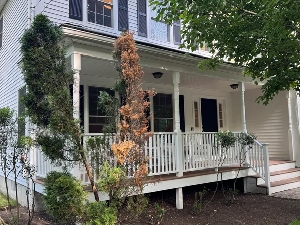876 Central Ave, Needham, MA 02492