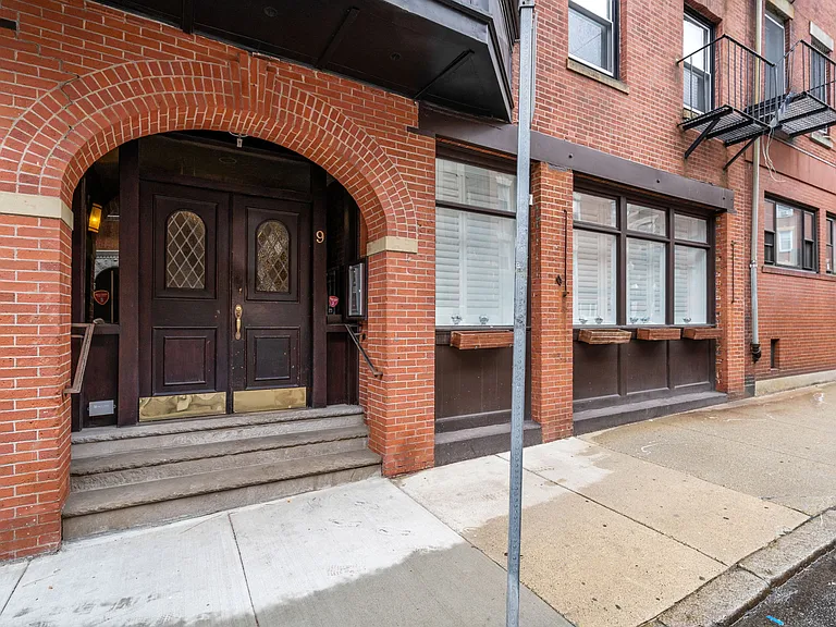 9 Battery St #7 — Photo 18