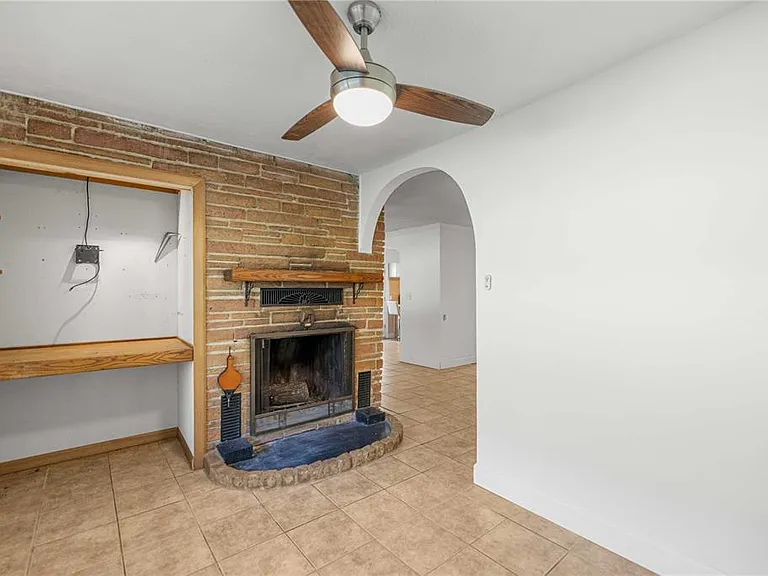 3821 SW 7th Avenue Rd — Photo 23