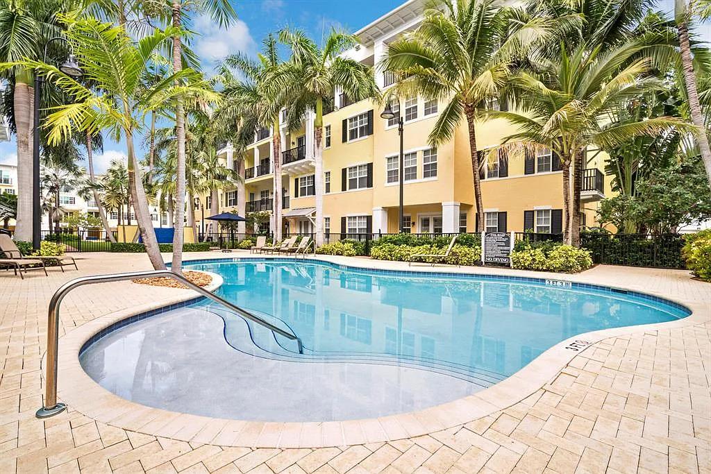 1 bed, 1053 sqft, $2,800 — Photo 3