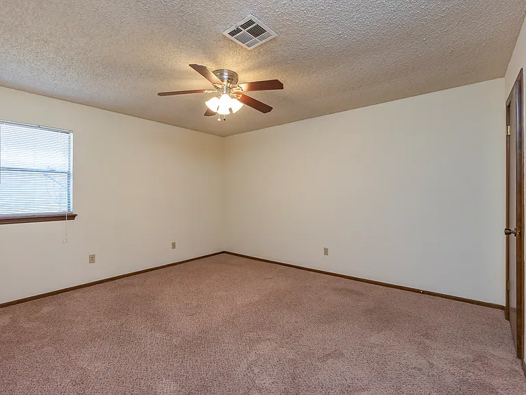 1305 Sequoyah Ave — Photo 11