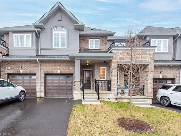 15 Linden Park Ln, Hamilton, ON L9A 1Y1