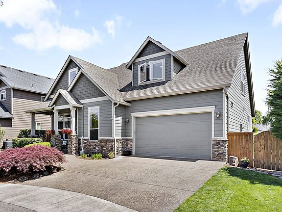 3rd image of 2805 NE 173rd Ct