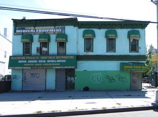 4 Arlington Ave, Brooklyn, NY 11207