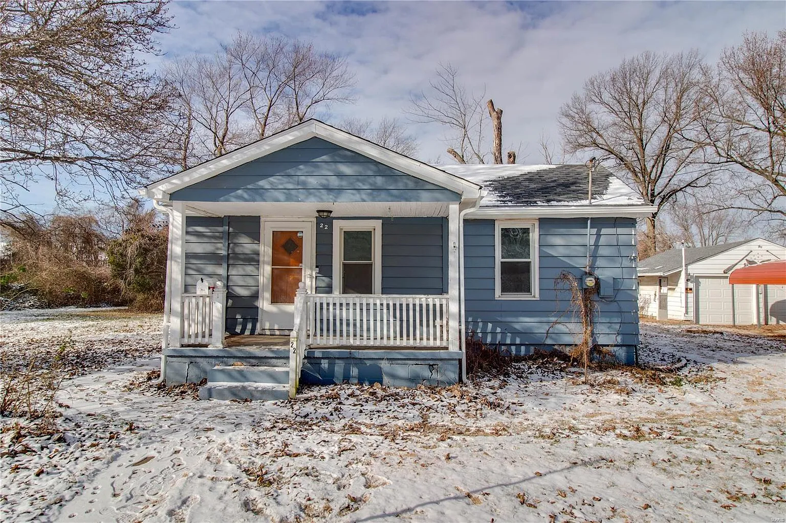 22 Cottage Ave photo 1