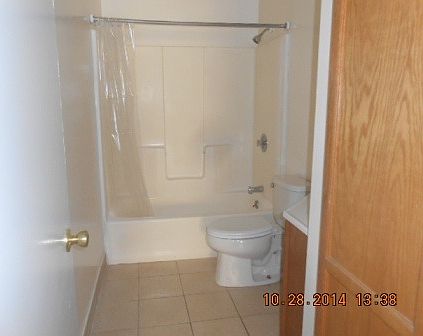 5th image of 2839 Del Camino Dr APT C