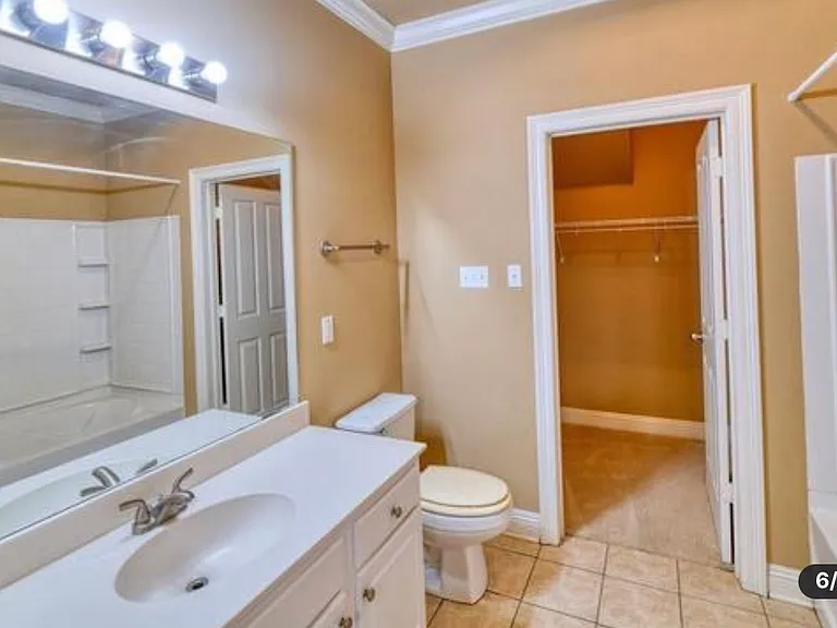 5112 Arlington Ct — Photo 6