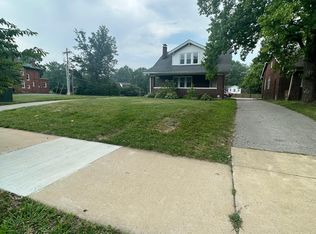 8218 Natural Bridge Rd, Saint Louis, MO 63121