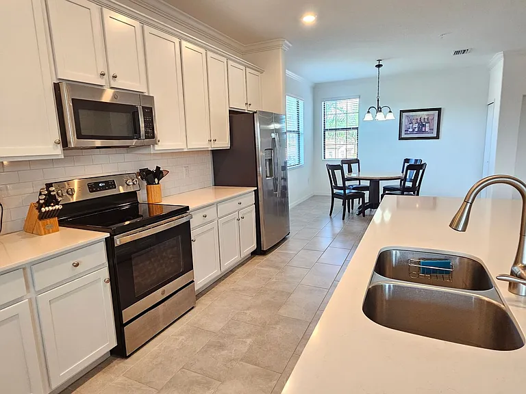 10825 Tarflower Dr #202 — Photo 18