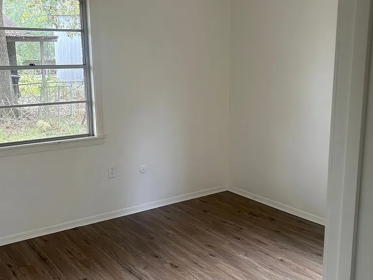 6744 Sumrall Dr — Photo 6