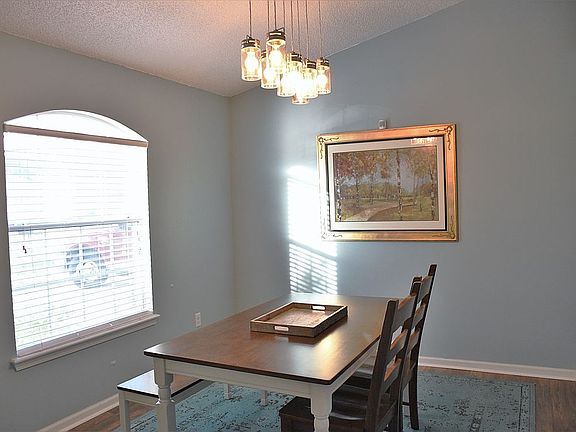 3rd image of 2570 Woodhaven Ct