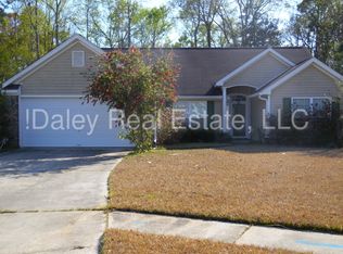 14 Fieldstone Ct, Savannah, GA 31419