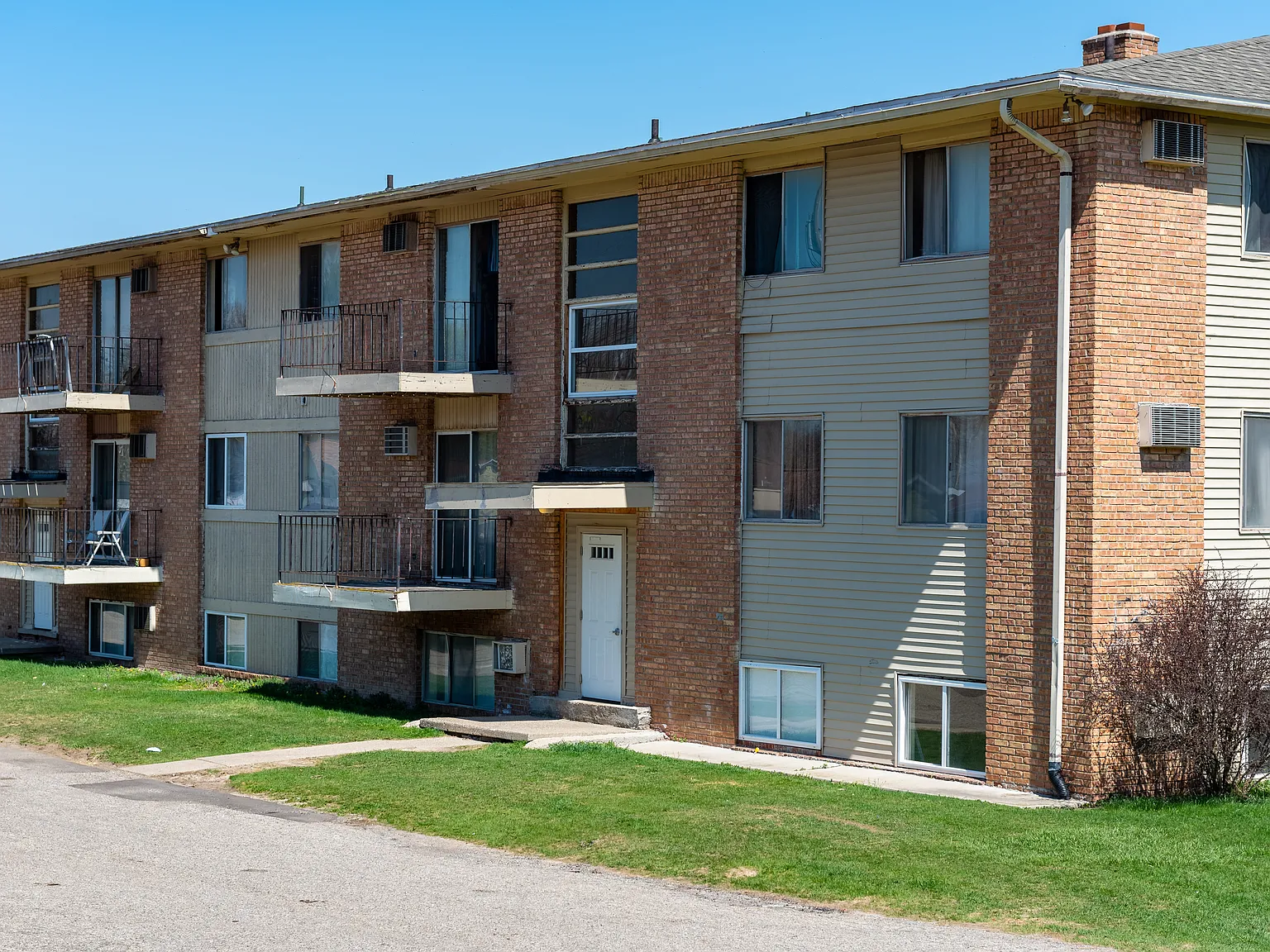 Juniper Square — Photo 4