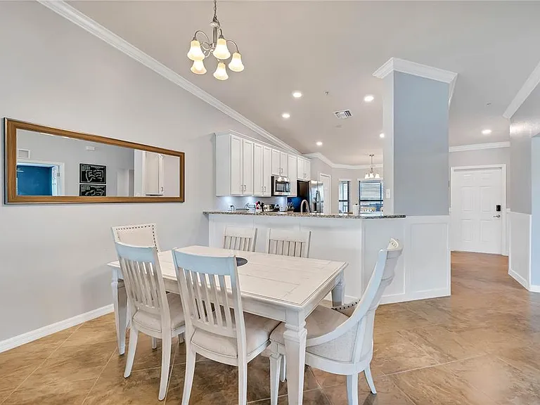 5577 Palmer Cir #201 — Photo 11