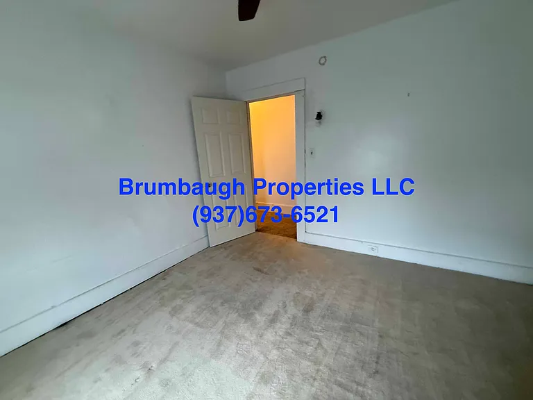 1027 Park Ave — Photo 52