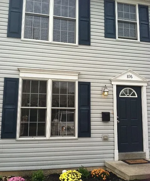 898 N Allen St — Photo 3