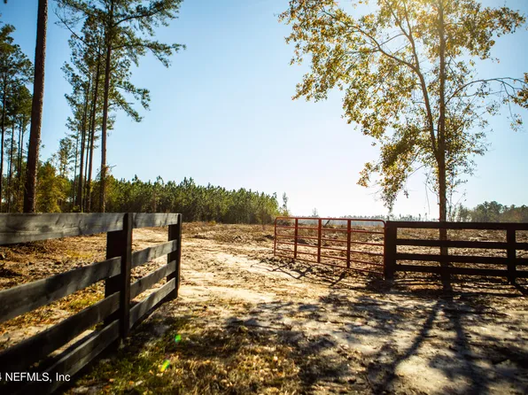 LOT 1 NW FALLING CREEK Road, Lake City, FL 32055