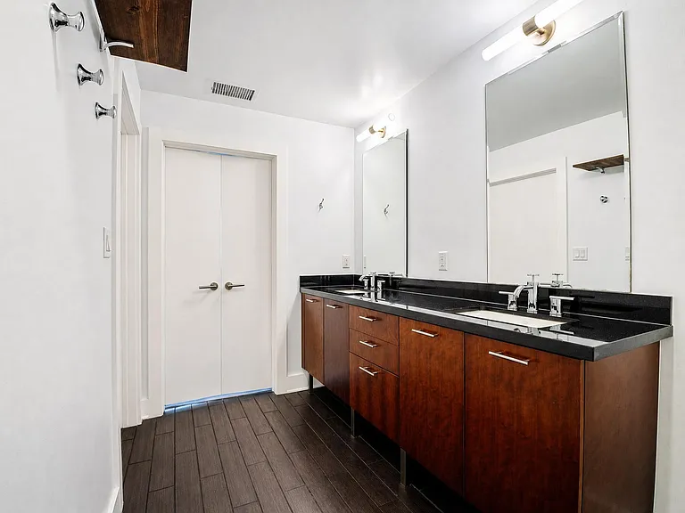 603 Davis St #1207 — Photo 6
