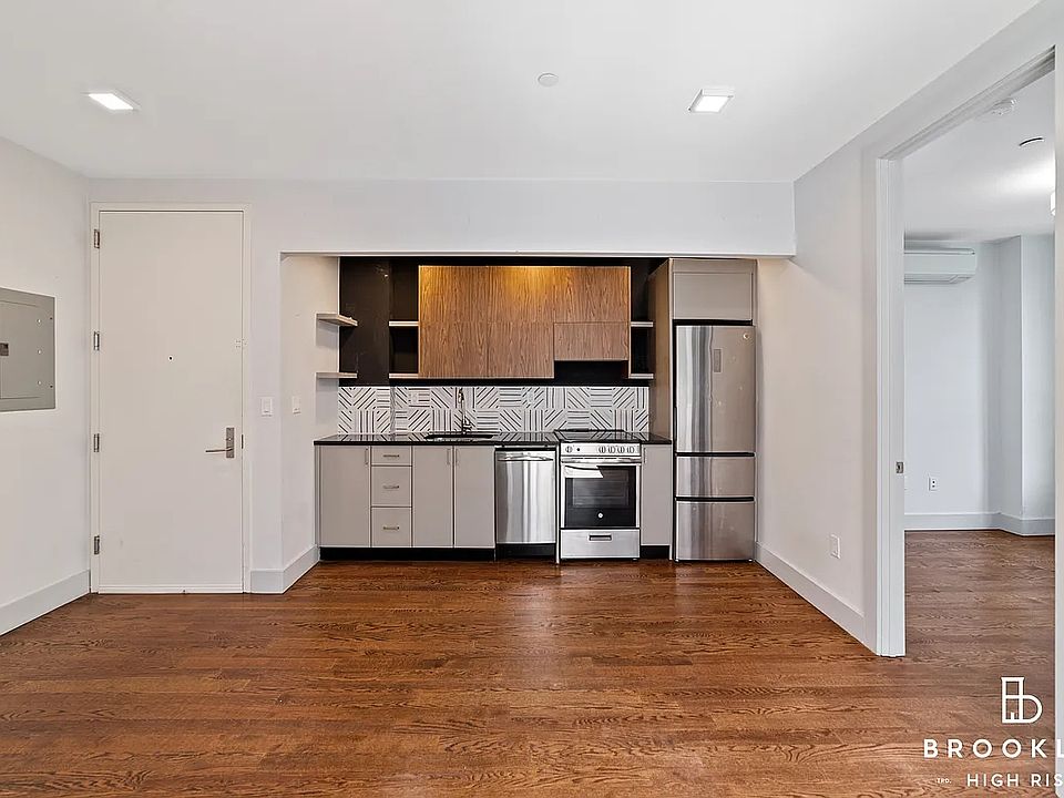 1st image of 311 Woodbine St #3R