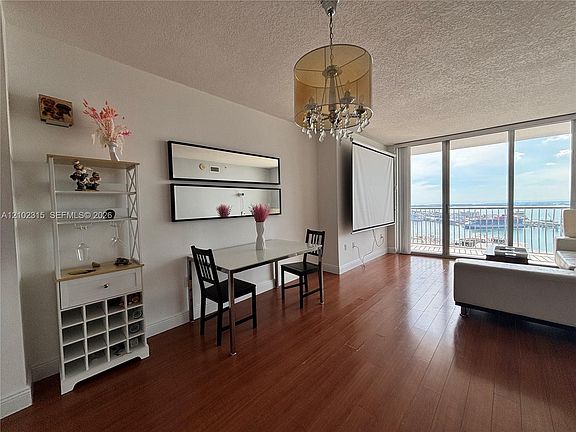 5th image of 1750 N Bayshore Dr #4804