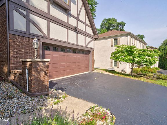 3rd image of 5047 Brenden Way