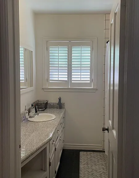 1127 N Cordova St — Photo 32