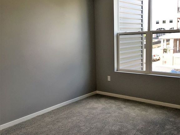 5th image of 601 Michigan St NE #3207930