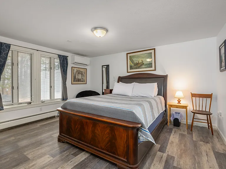 Bedroom 1. Queen bed.