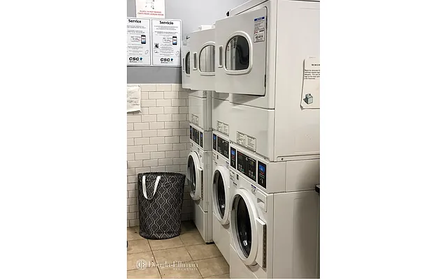 Rented by Douglas Elliman | media 22