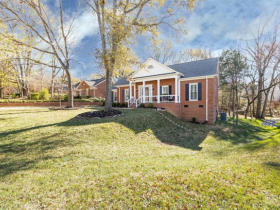 3rd image of 6407 Mock Orange Dr