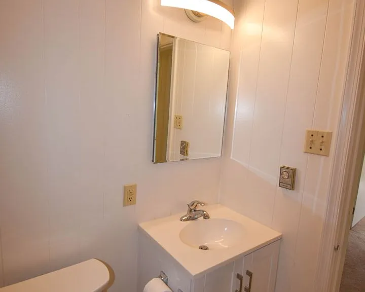 344 W Water St — Photo 19