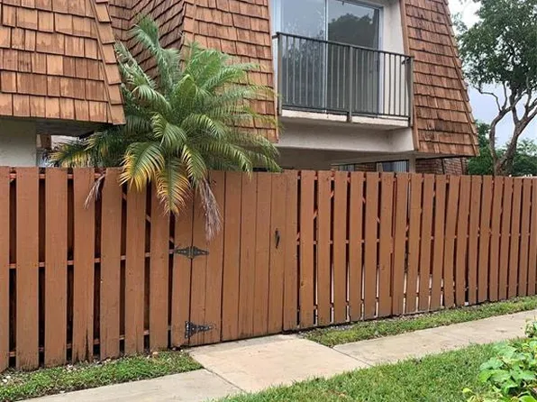 2161 Orange Grove Dr #D-9, Davie, FL 33324