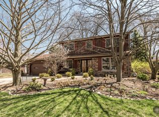 224 Pembroke Rd, Naperville, IL 60540