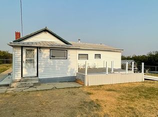 602 Central Ave, Sweet Grass, MT 59484