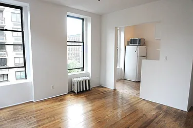 Rented by Aryeh Realty