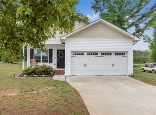 104 Tillotson Rd, Anderson, SC 29621