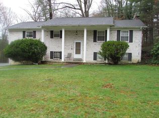 115 McTaggart Dr, Beckley, WV 25801