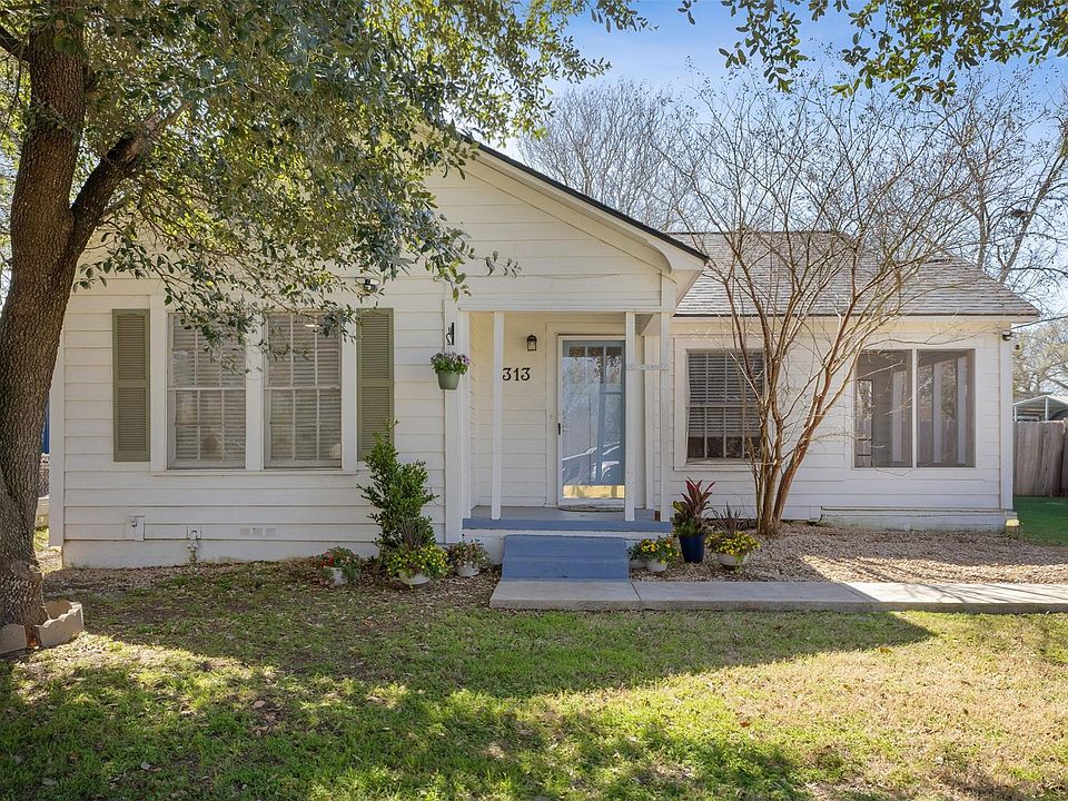 1st image of 1313 Park St