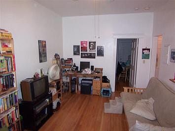 2nd image of 324 Chestnut Hill Ave #Rea1