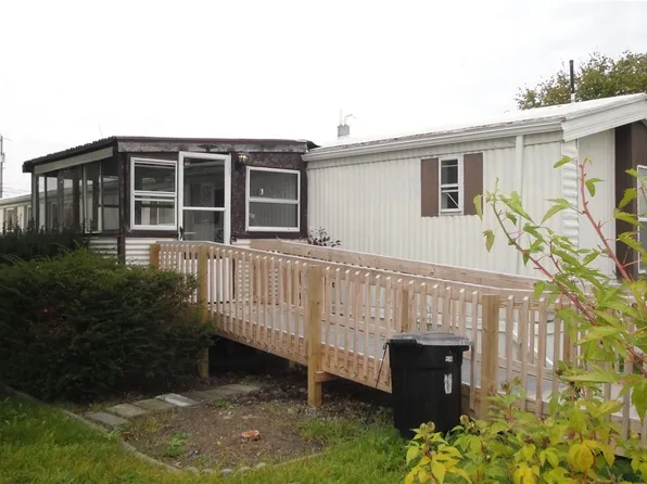 2140 E Easton Rd, Creston, OH 44217